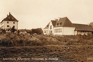 Foto aus 1952 von Volksschule mit Zollhaus